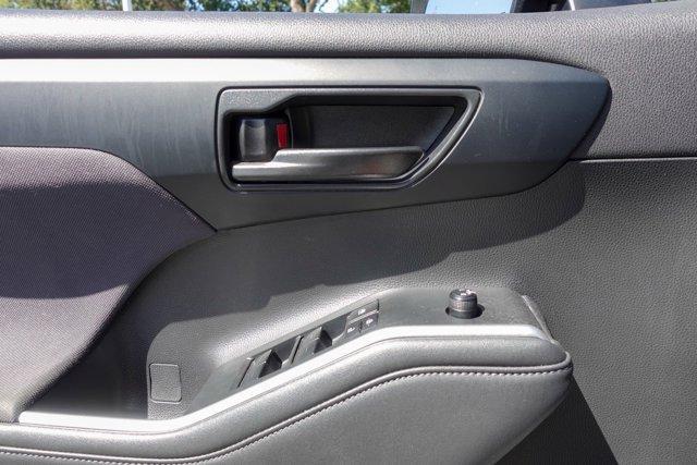 used 2022 Toyota Highlander car, priced at $29,988