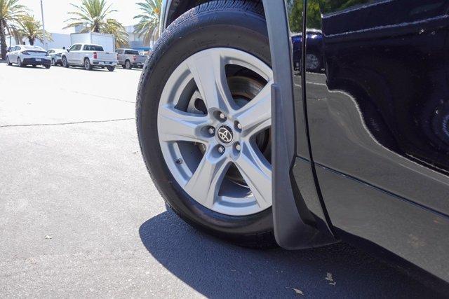 used 2022 Toyota Highlander car, priced at $32,988