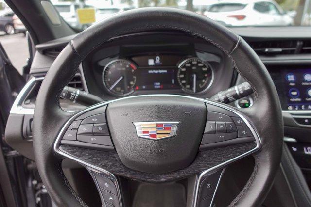 used 2021 Cadillac XT5 car, priced at $26,500