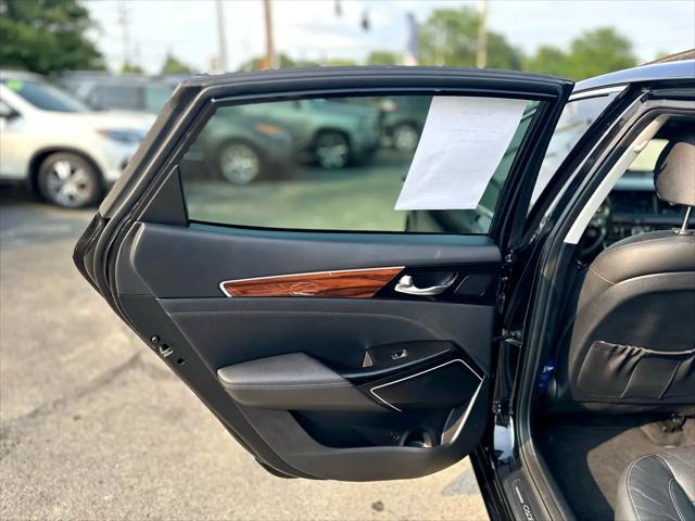 used 2017 Kia Cadenza car