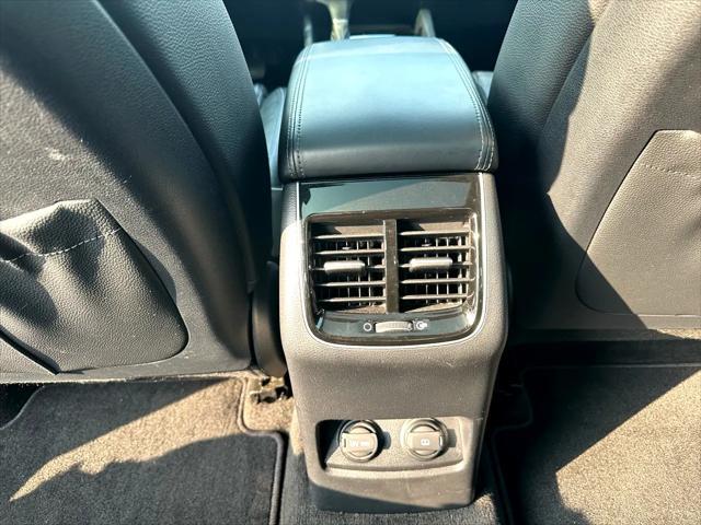 used 2017 Kia Cadenza car