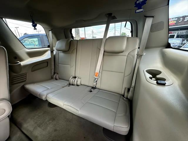 used 2018 GMC Yukon car, priced at $25,999