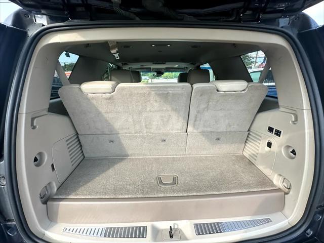 used 2017 Cadillac Escalade car, priced at $25,999