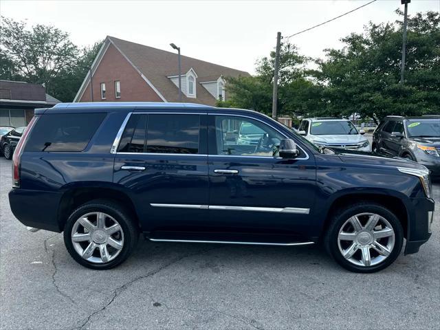 used 2017 Cadillac Escalade car, priced at $25,999