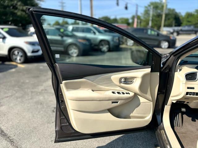 used 2016 Nissan Murano car