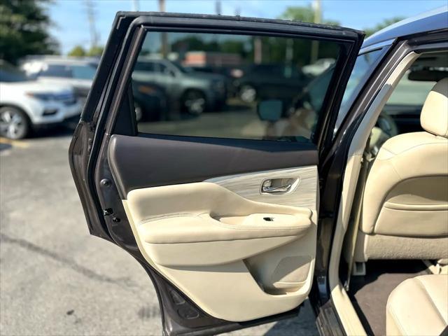 used 2016 Nissan Murano car