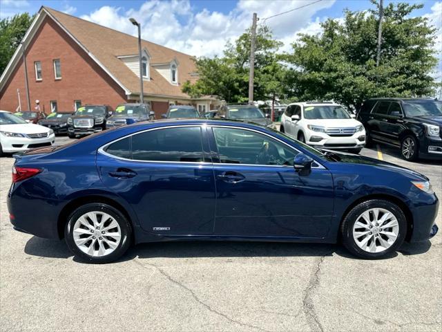 used 2015 Lexus ES 300h car