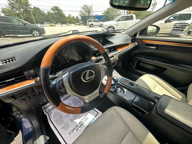 used 2015 Lexus ES 300h car