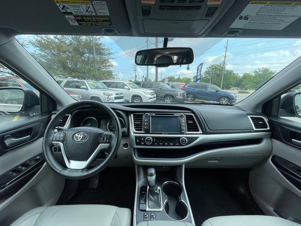 used 2015 Toyota Highlander car, priced at $17,999