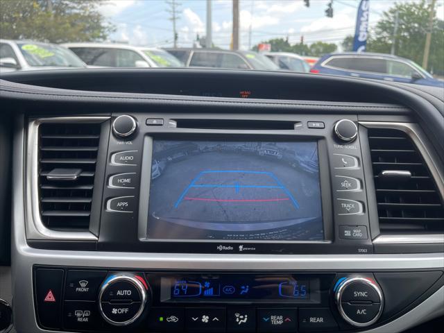 used 2015 Toyota Highlander car, priced at $18,999