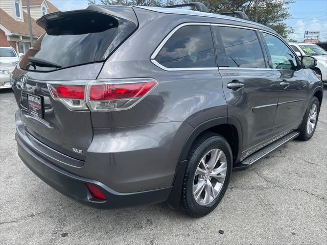 used 2015 Toyota Highlander car, priced at $18,999