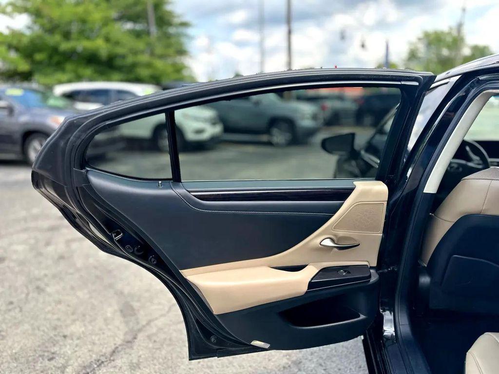 used 2021 Lexus ES 350 car, priced at $29,999