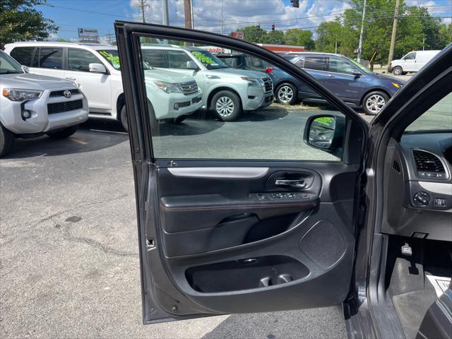 used 2018 Dodge Grand Caravan car, priced at $10,999