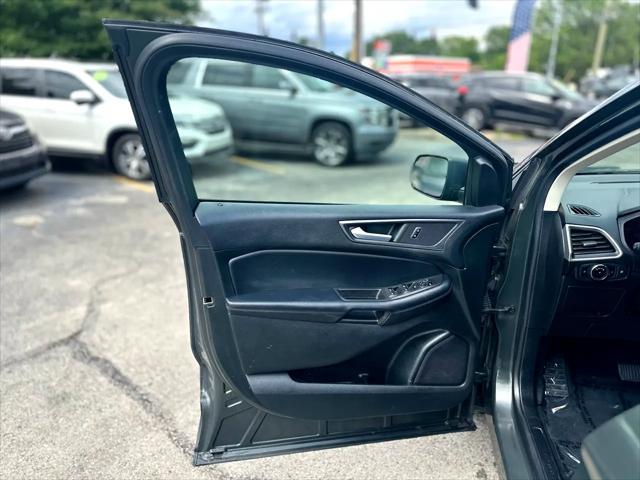 used 2023 Ford Edge car