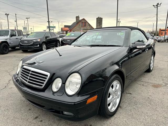 used 2001 Mercedes-Benz CLK-Class car