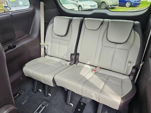 used 2015 Kia Sedona car, priced at $11,900