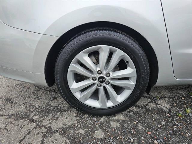used 2015 Kia Sedona car, priced at $11,900