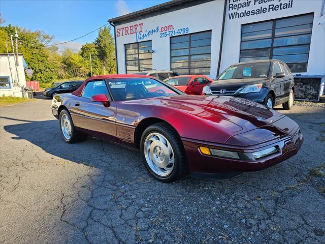 used 1993 Chevrolet Corvette car, priced at $18,900