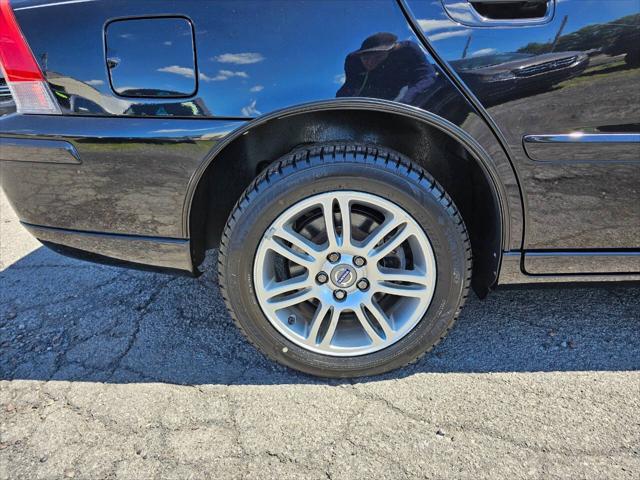 used 2007 Volvo S60 car, priced at $7,500