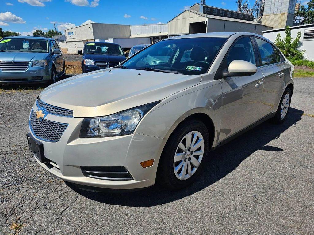 used 2011 Chevrolet Cruze car, priced at $5,900