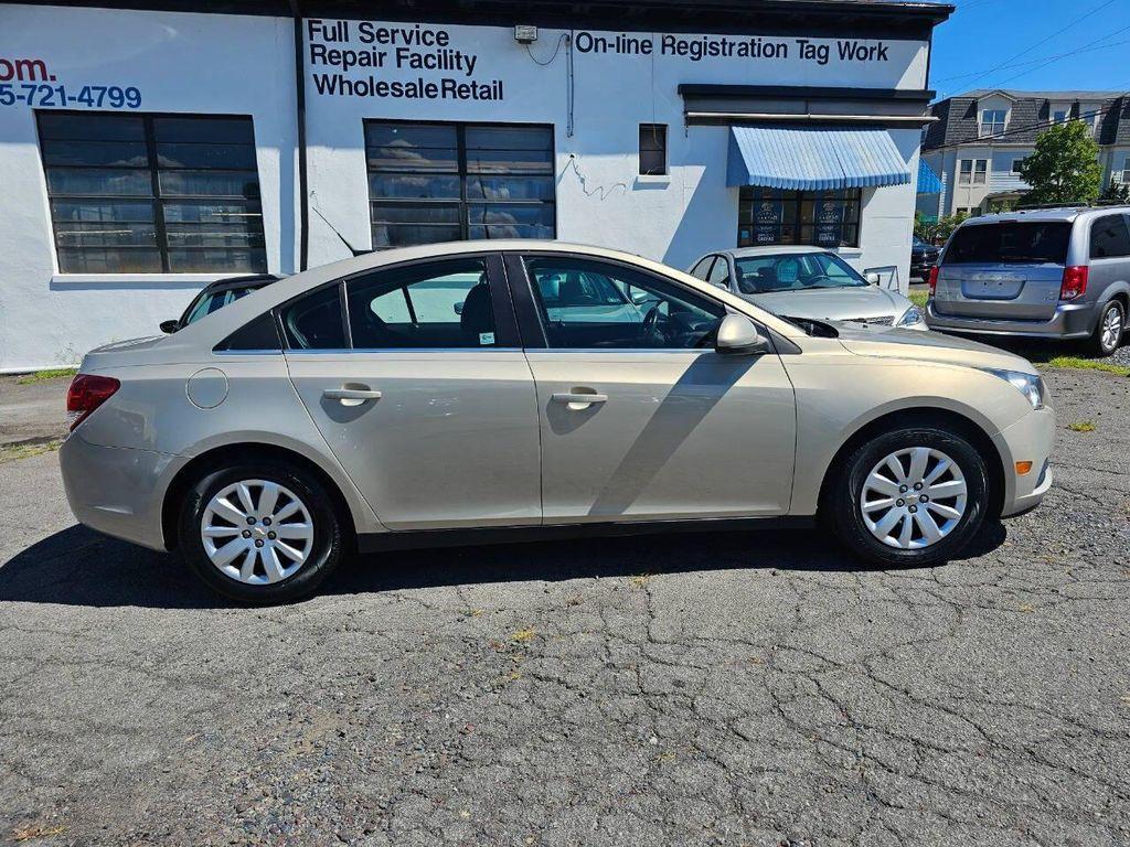used 2011 Chevrolet Cruze car, priced at $5,900