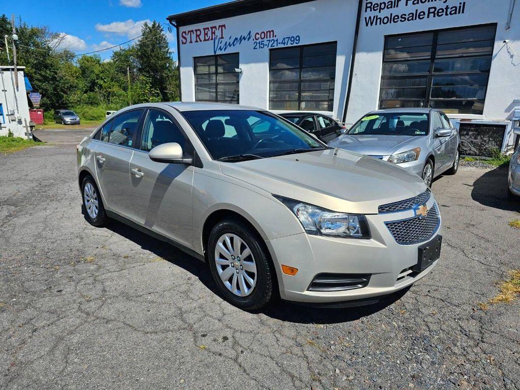 used 2011 Chevrolet Cruze car, priced at $5,900