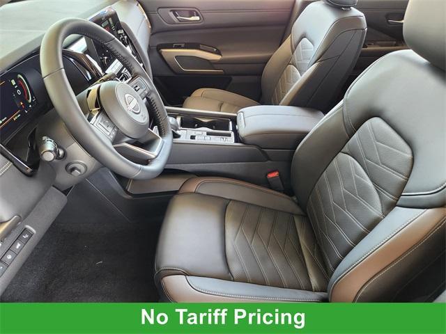new 2025 Nissan Pathfinder car, priced at $51,254