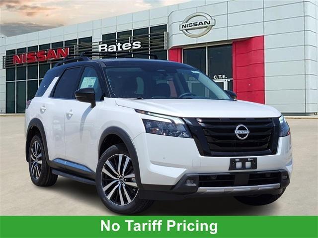 new 2025 Nissan Pathfinder car, priced at $51,254