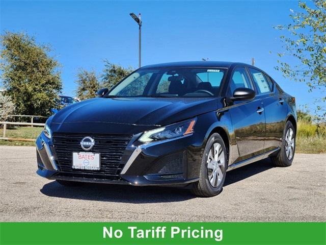 new 2025 Nissan Altima car, priced at $25,952