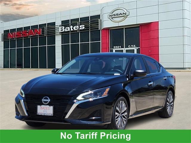 new 2025 Nissan Altima car, priced at $27,401