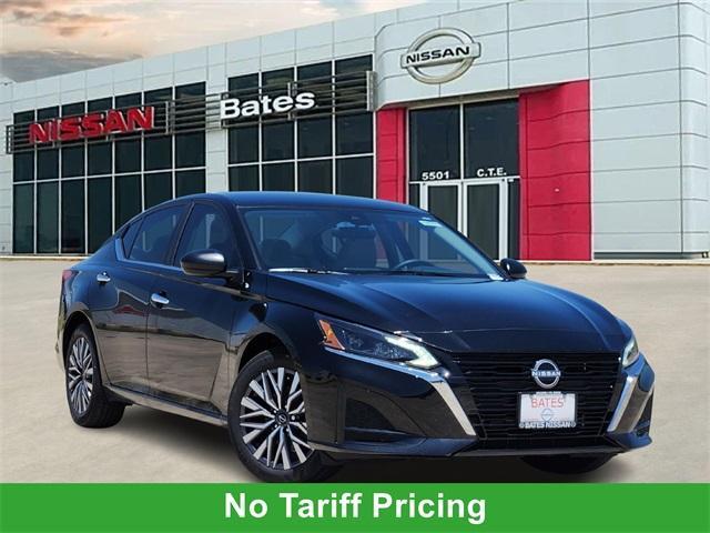 new 2025 Nissan Altima car, priced at $26,401
