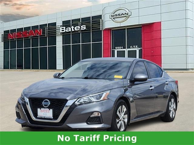 used 2020 Nissan Altima car, priced at $15,999