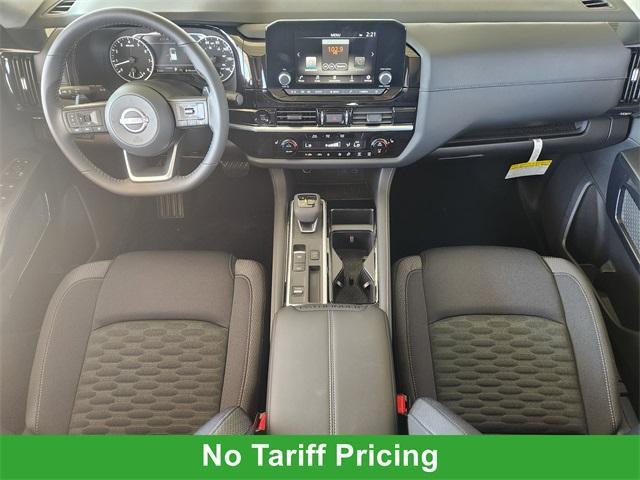 new 2025 Nissan Pathfinder car, priced at $36,745