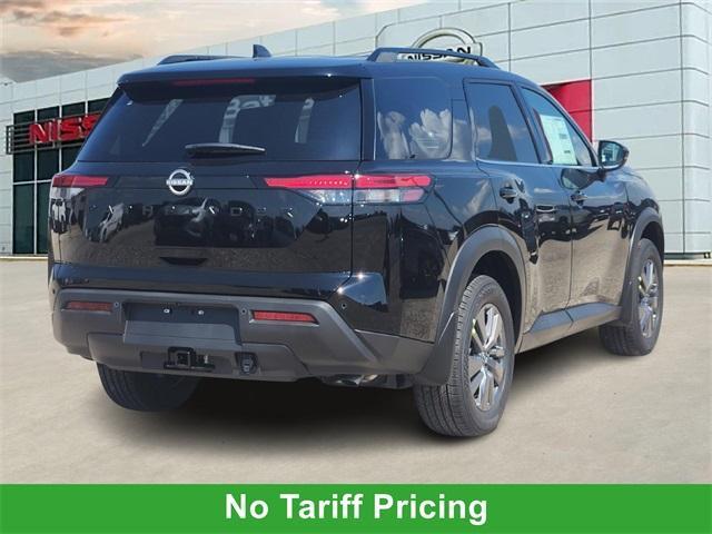 new 2025 Nissan Pathfinder car, priced at $36,745