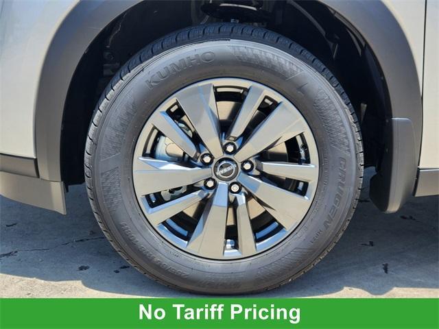 new 2025 Nissan Pathfinder car, priced at $39,353