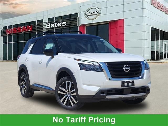 new 2025 Nissan Pathfinder car, priced at $49,853