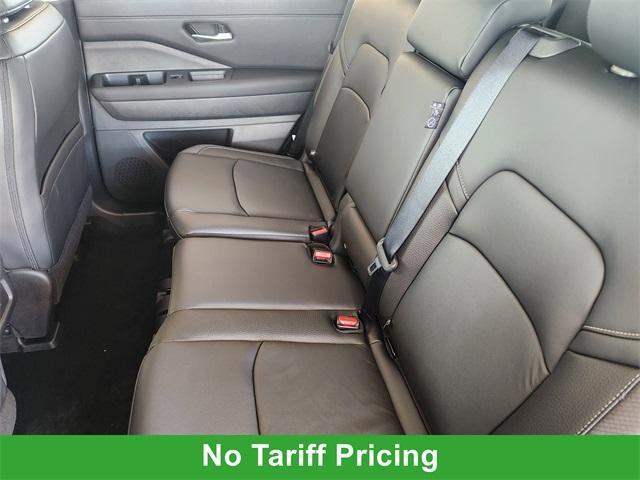 new 2025 Nissan Pathfinder car, priced at $42,262