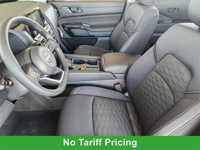 new 2025 Nissan Pathfinder car, priced at $36,406