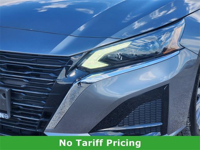 used 2023 Nissan Altima car, priced at $22,222