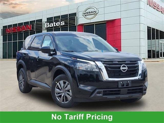new 2025 Nissan Pathfinder car, priced at $31,058