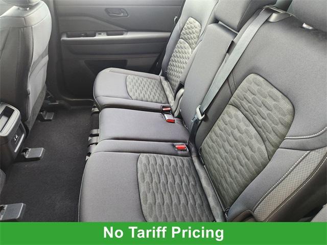 new 2025 Nissan Pathfinder car, priced at $31,058