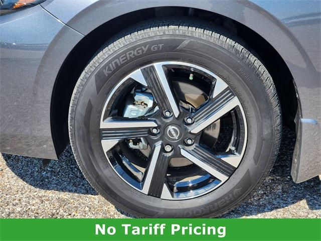 used 2025 Nissan Sentra car, priced at $22,995
