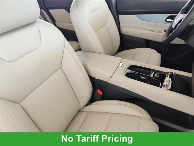 new 2025 Nissan Murano car, priced at $47,697
