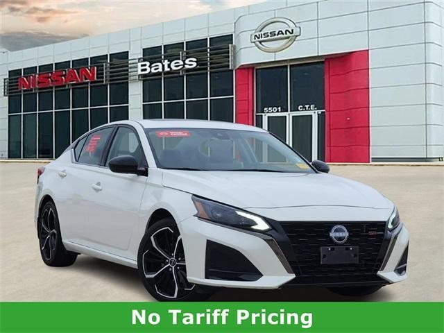 used 2023 Nissan Altima car, priced at $23,999
