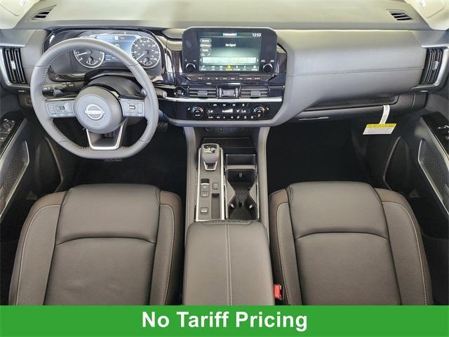 new 2025 Nissan Pathfinder car, priced at $44,125