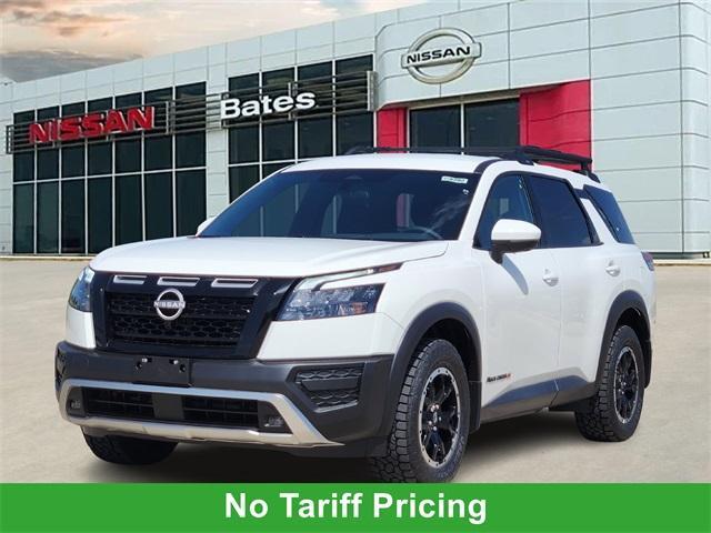 new 2025 Nissan Pathfinder car, priced at $43,715