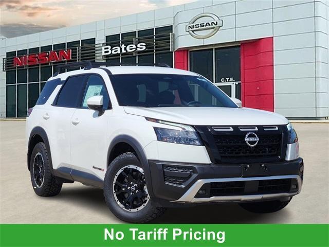 new 2025 Nissan Pathfinder car, priced at $43,715