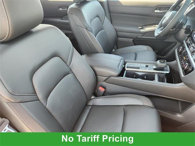 new 2025 Nissan Pathfinder car, priced at $37,361