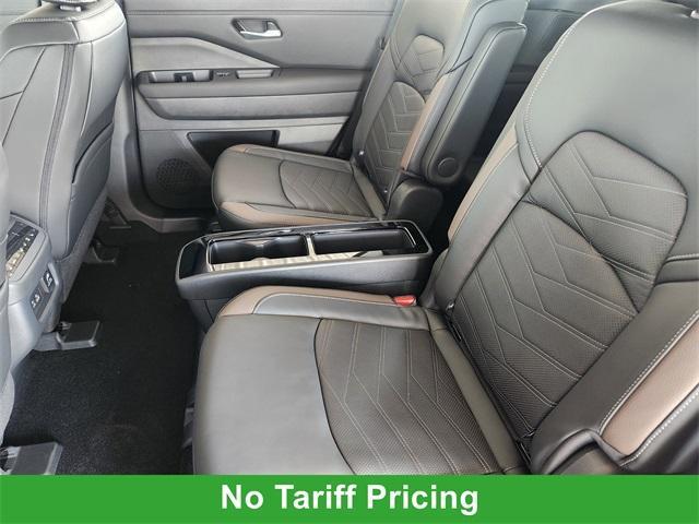new 2025 Nissan Pathfinder car, priced at $49,853