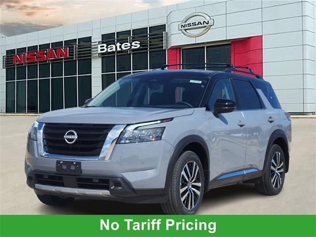 new 2025 Nissan Pathfinder car, priced at $49,853